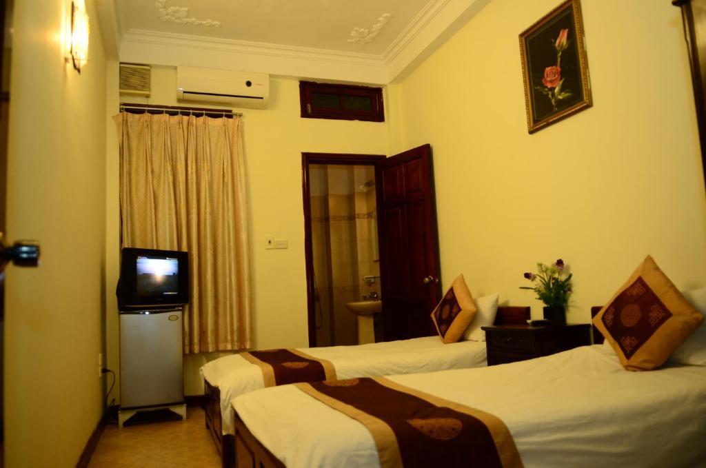 Sweet Family Guest House Hanoi Ruang foto