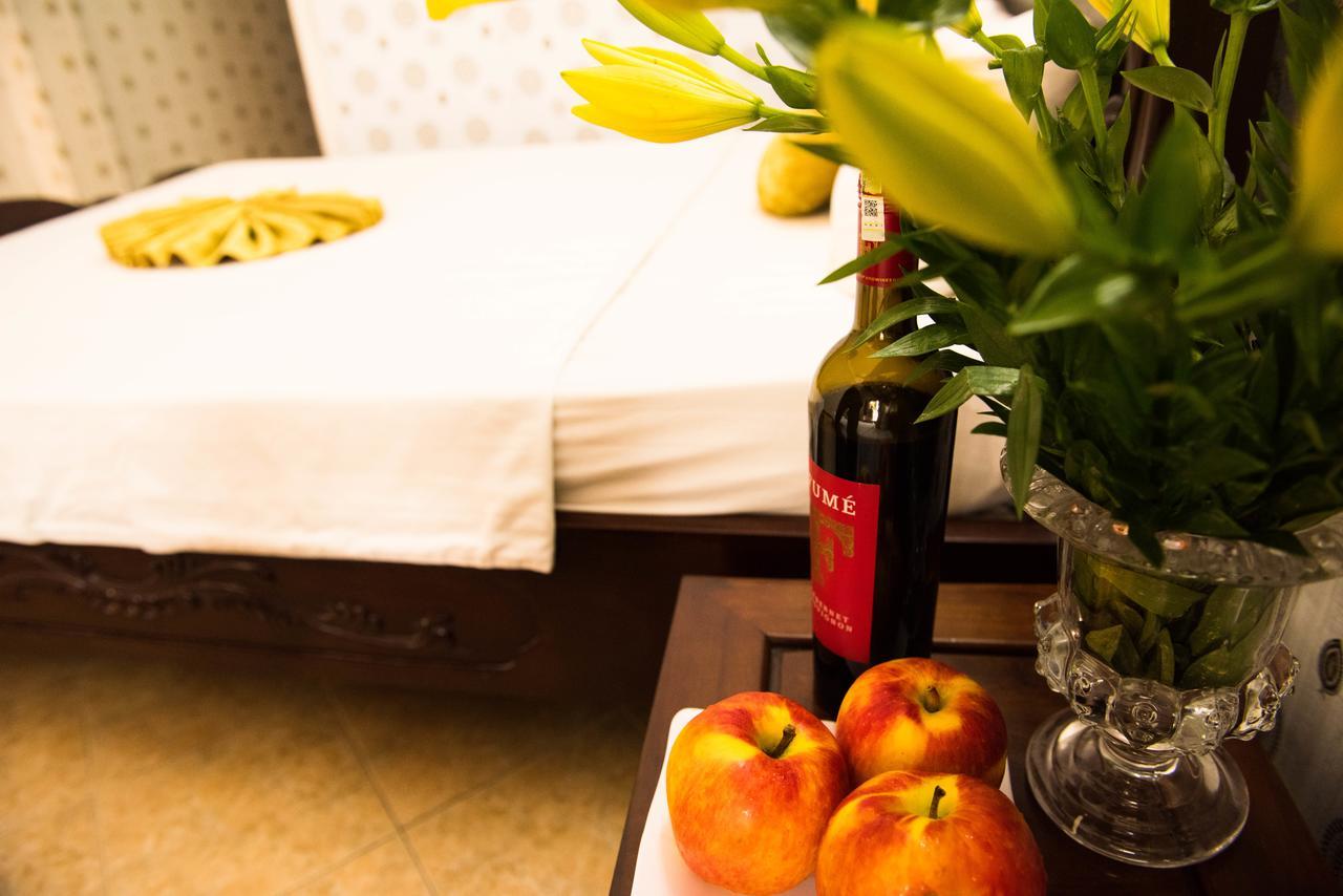 Sweet Family Guest House Hanoi Bagian luar foto